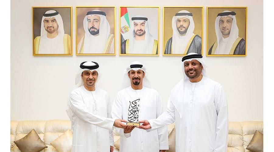 المدفع يشكر الأعضاء السابقين لشركة الشارقة للكرة