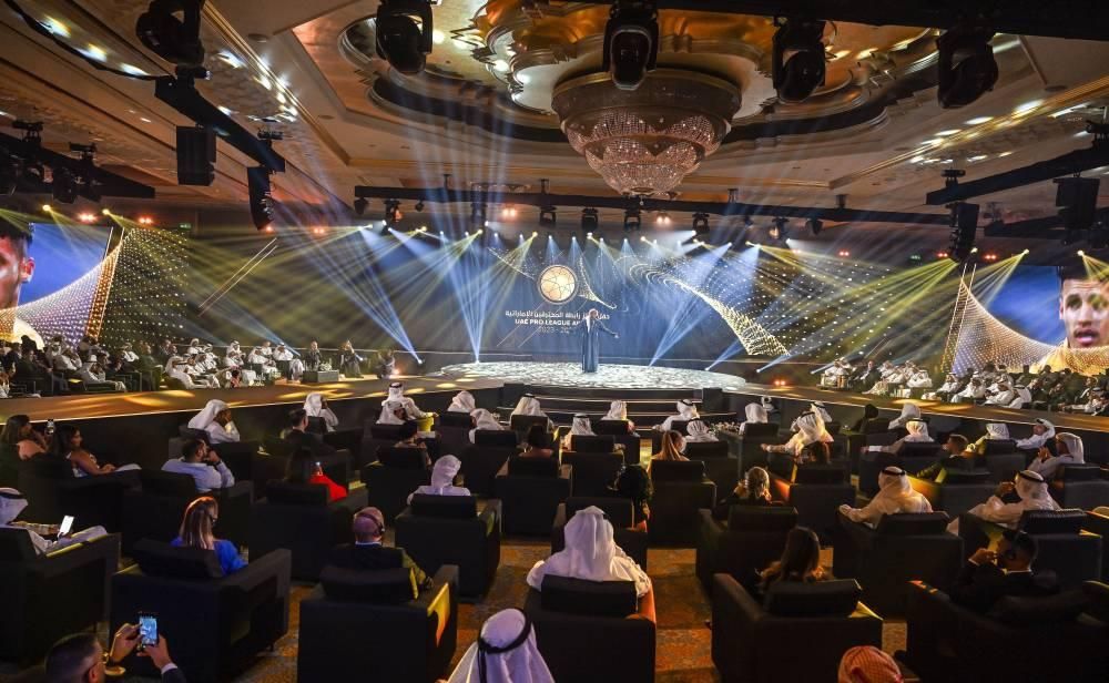 «المحترفين» تعلن القائمة النهائية لمرشحي جوائز الموسم