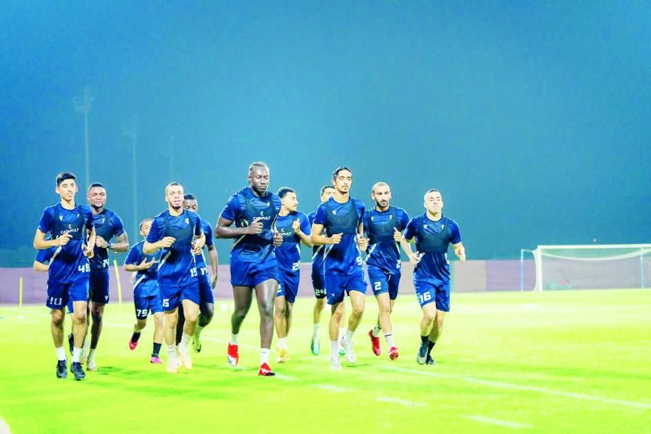 الحمرية يغادر إلى معسكر مصر