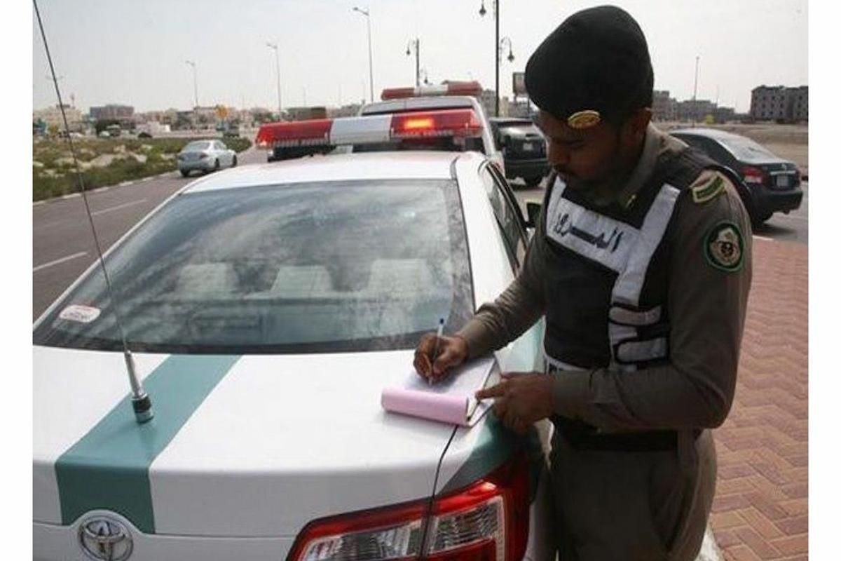 عاجل | إدارة المرور توضح آلية العمل بقرار تخفيض المخالفات المرورية 50% أو 25% - موقع الخليج الان