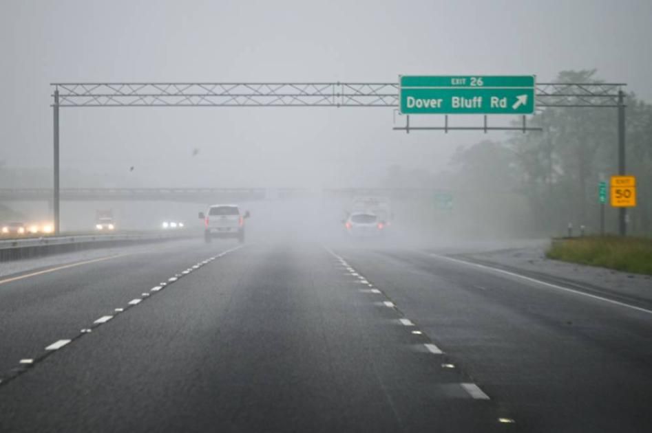 «ديبي» توقع 4 قتلى في أمريكا وتهدّد بفيضانات كارثية