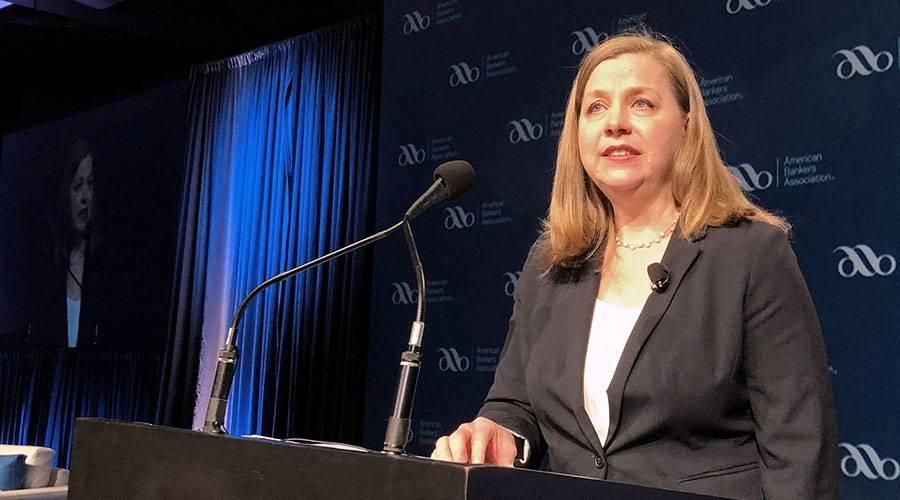 ميشيل بومان: من المناسب خفض الفائدة إذا استمرت بيانات التضخم في التحسن