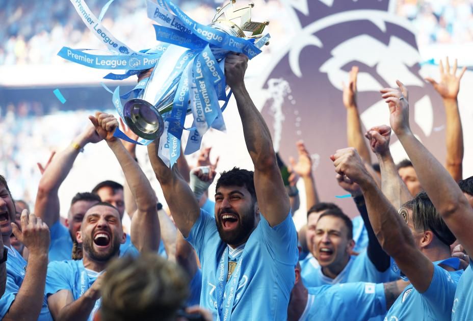 تعرف إلى بطل البريميرليغ حسب الكومبيوتر السوبر