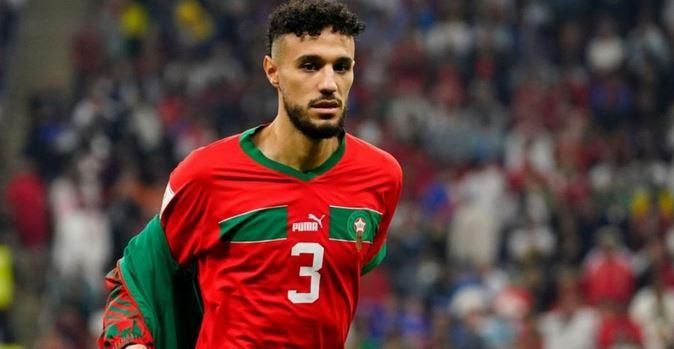 بيساكا يرحل عن مانشستر يونايتد.. ومزراوي بديلاً له