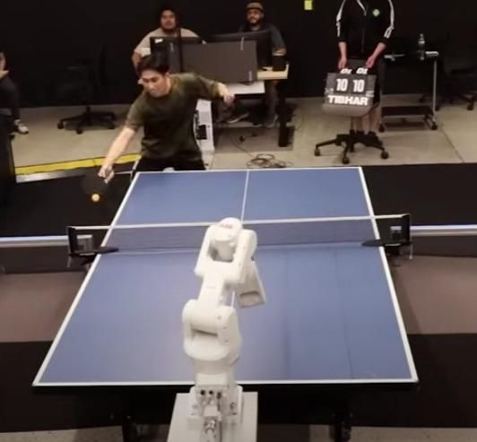 «روبوت» يحدث ثورة في تنس الطاولة