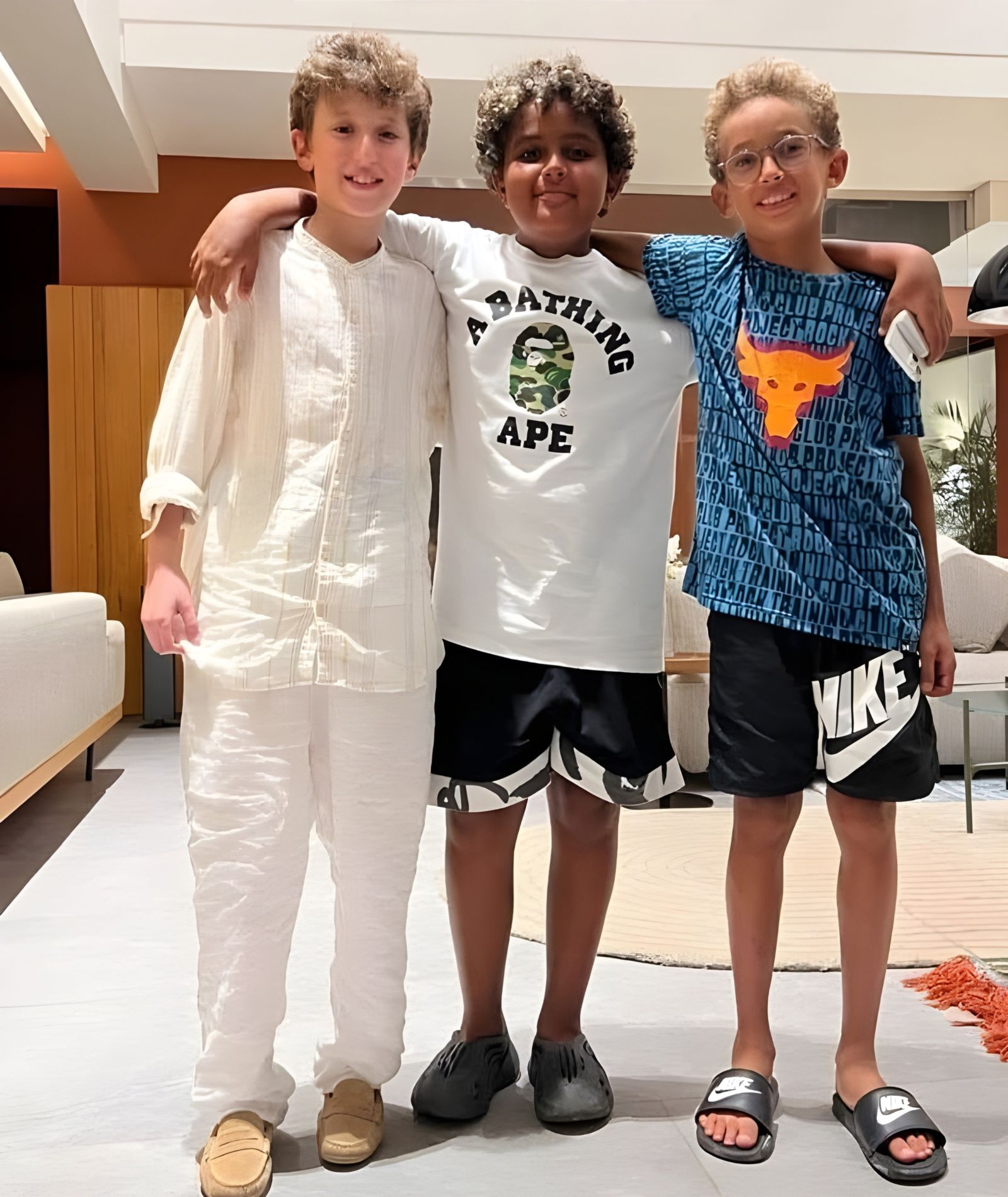 محمد رمضان يكشف عن سر زينه بعد 11 عام وينشر صور لتوأم زينة واحمد عز