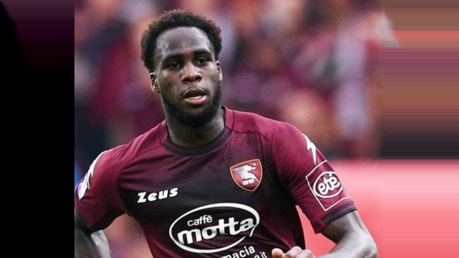 لاتسيو يضم المهاجم السنغالي ديا من سالرنيتانا