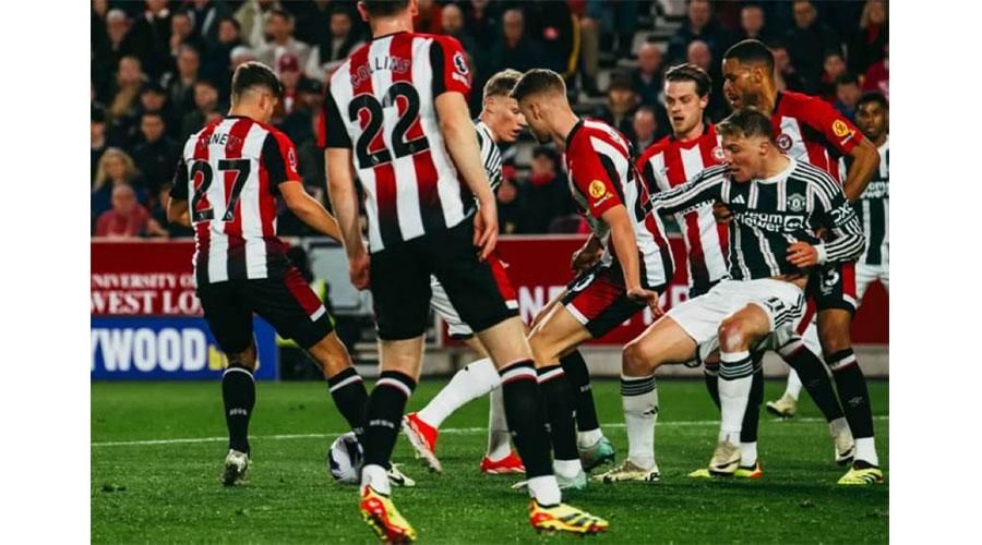 برنتفورد يفوز على كريستال بالاس بثنائية