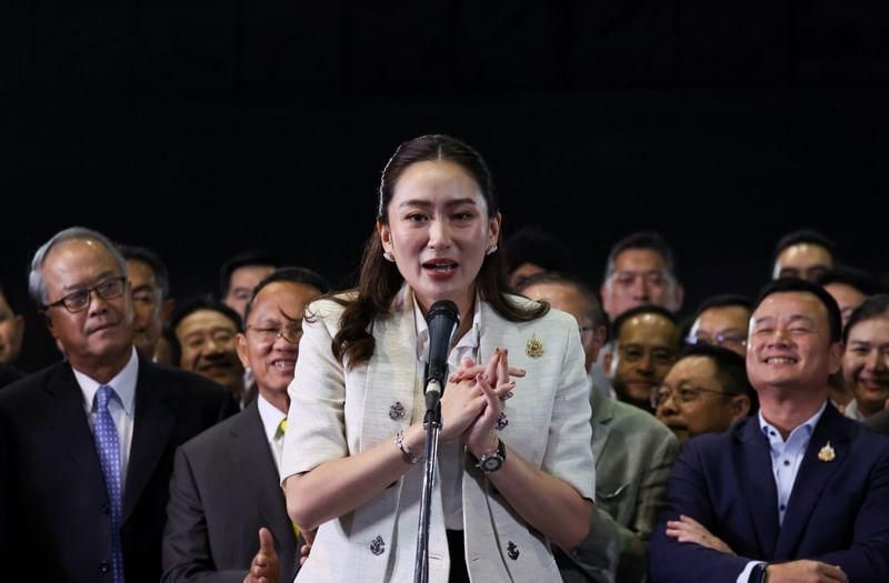 ملك تايلاند يصدق على تعيين بايتونجتارن شيناوترا رئيسة للوزراء