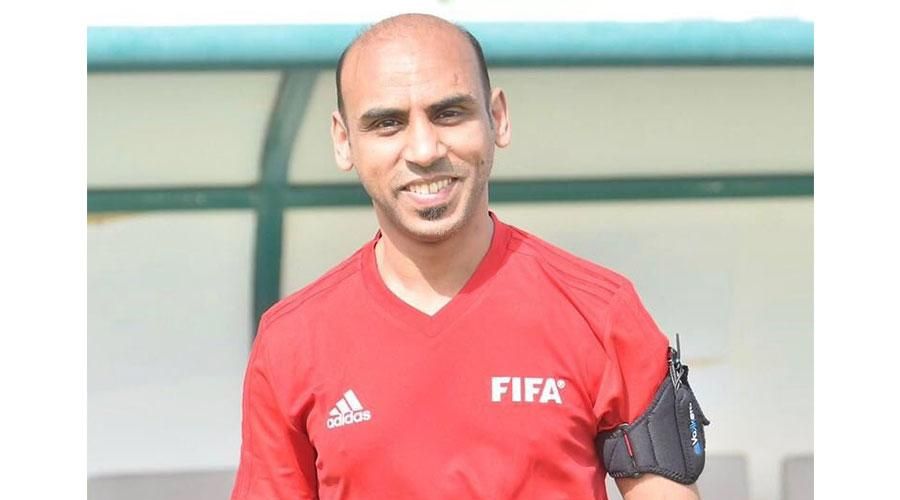 المساعد المونديالي حسن المهري يعتزل التحكيم