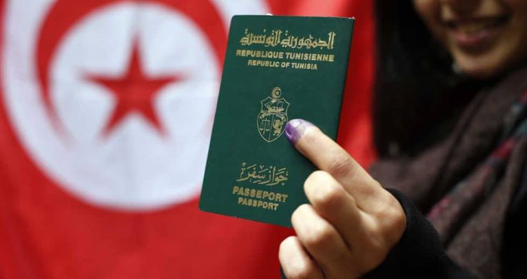 جواز السفر التونسي كم دولة بدون تأشيرة؟ البلدان التي يمكن الذهاب إليها بدون تأشيرة من تونس - موقع الخليج الان