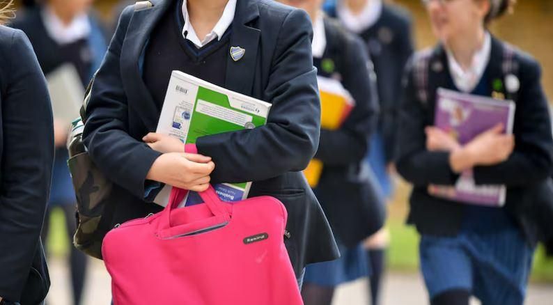 بريطانيا تفرض ضرائب مثيرة للجدل على المدارس الخاصة