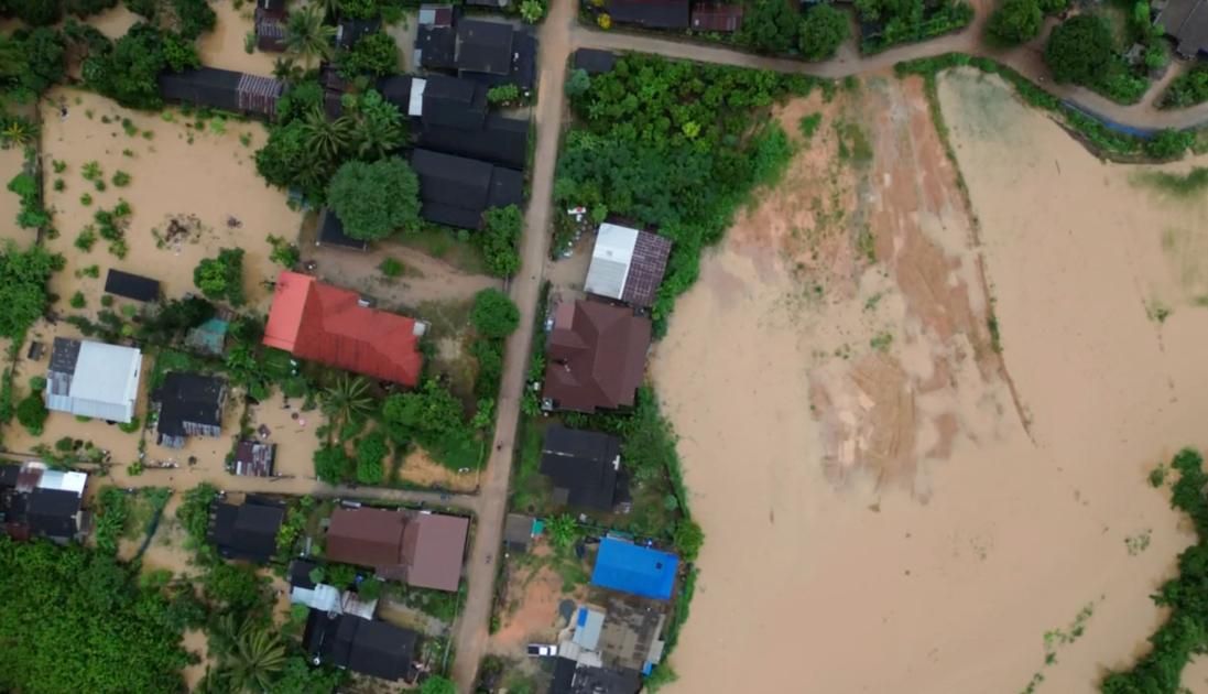 ارتفاع حصيلة قتلى انزلاق التربة بجزيرة بوكيت التايلاندية إلى 10