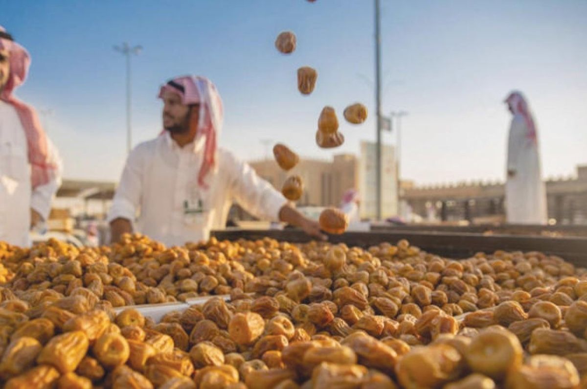 هئية الغذاء والدواء تصدر تحذيراً بخصوص التمور - موقع الخليج الان