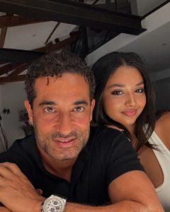 الجمهور يطالب عمرو سعد بحذف صورة ابنته خوفًا من الحسد بسبب جمالها