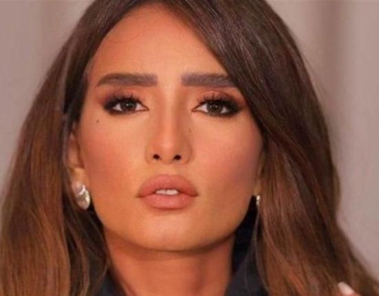 هذا سبب ورطة زينة في فيلمها الجديد