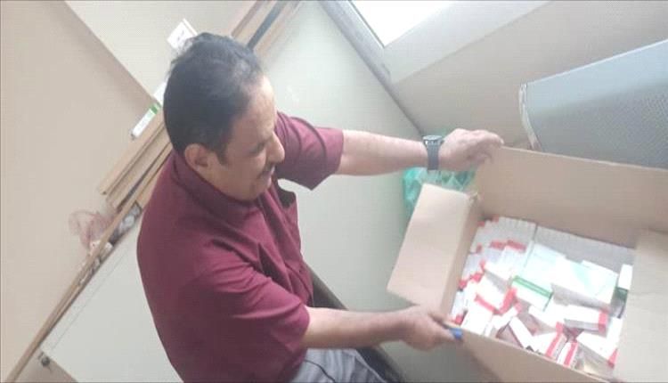 ضبط كميات كبيرة من الألبان والأدوية منتهية الصلاحية في لحج