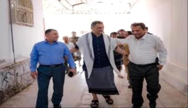 متابعة الإجراءات اللازمة لإعادة تشغيل حقل الروه المائي في أبين