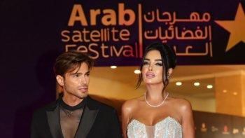 فنان مصري يكشف حقيقة إرتباطه بمذيعة