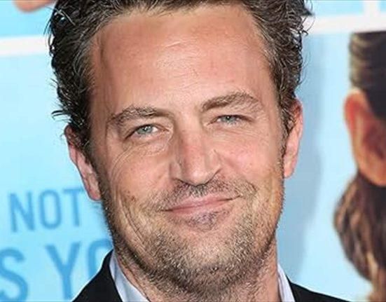 وثائقي حول وفاة ماثيو بيري يكشف معطيات مهمة… وهذا ما كشفته الحلقة الأولى!