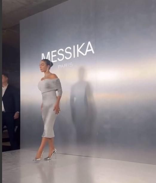 بالصور: بعقد من الألماس.. حبيبة رونالدو تتألق في أسبوع الموضة في باريس شاهدوا كيف بدت