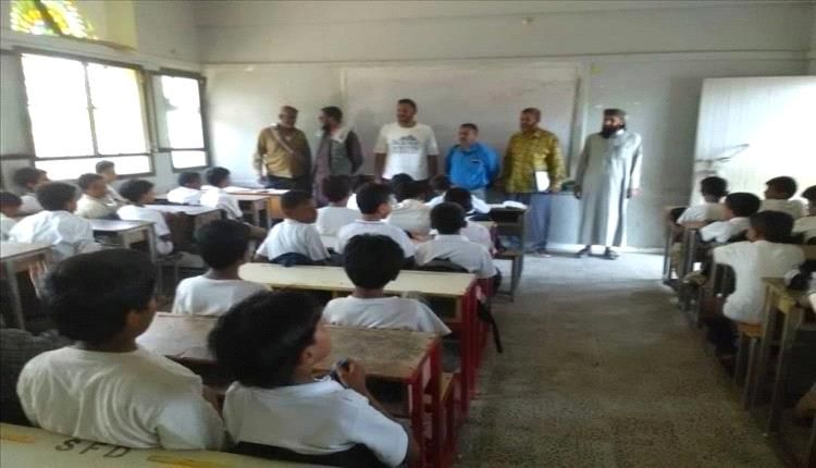 ابين.. تدشن زيارات فريق التوجيه الفني بمودية إلى مدارس المديرية