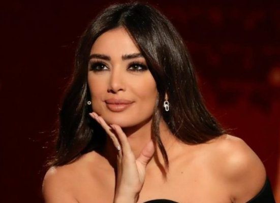 جيسيكا عازار تختار اسم “شاهة” لابنتها .. وهذا معناه