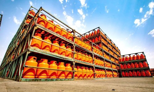 بعد اعلان الاسعار الجديدة في السعودية - كم سعر تعبئة اسطوانة الغاز بعد الضريبة ؟