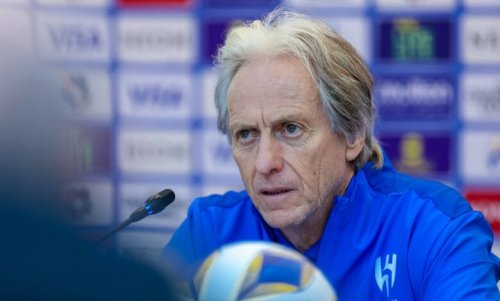 'طريقته مكشوفة!! العجمة يكشف طريقة مدرب الهلال "خيسوس" وأحمد مجدي يعلق'