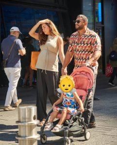 بالصور – هاجر أحمد تعلن حملها الثاني بطريقتها الخاصة