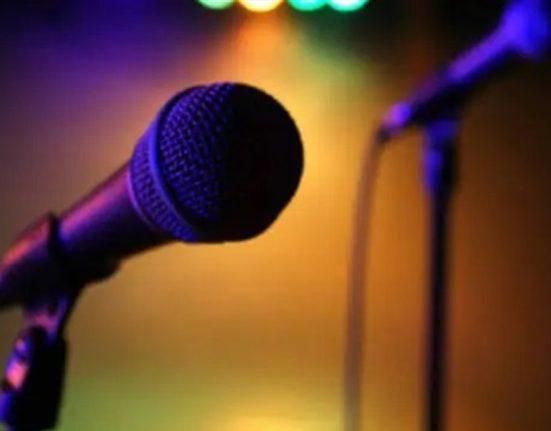 خلال حفل زفاف… فنانة تصفع زميلتها ما السبب؟