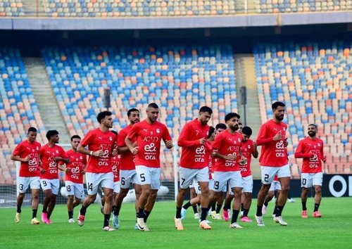 منتخب مصر يضع قدمًا في كأس الأمم الأفريقية 2025 بالفوز بثنائية على موريتانيا