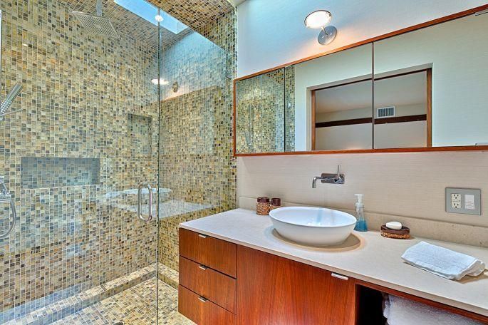 جولة بالصور في منزل أنجلينا جولي الفخم الذي إنتقلت إليه بعد إنفصالها عن براد بيت