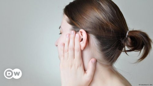 أسهل طريقة لتنظيف الأذن من الشمع في البيت بطريقة أمنة