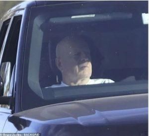 ظهور نادر لبروس ويليس بعد إصابته بالخرف