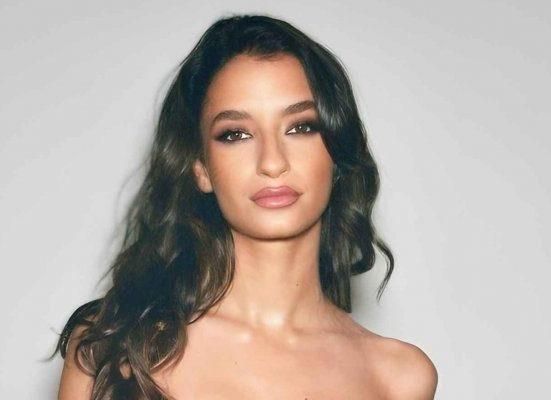 بعد ان أعلنت أنها تعيش قصة حب .. أميرة أديب تكشف عن وجه حبيبها