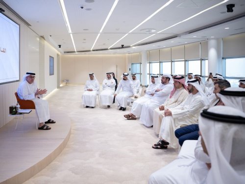 الامارات تعلن عن سن التقاعد للمواطنين الإماراتيين والأجانب