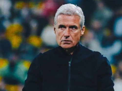 الهلال السعودي السبب!! مدرب النصر الأسبق يكشف سبب الرحيل عن صفوف العالمي ودوري روشن