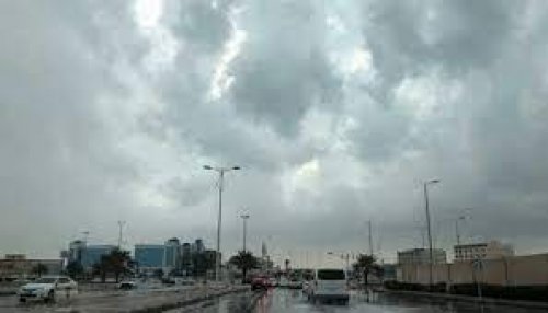 ابتداء من اليوم .. الارصاد الجوية السعودية تحذر من أمطار رعدية غزيرة ورياح شديدة وأتربة مثارة ويستمر سوء حالة الطقس الي هذا التاريخ ..  خذوا حذركم