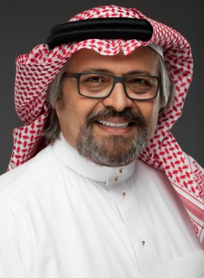 باحث سعودي اقتصادي يكشف | الشباب السعودي يحتاج في الوقت الحالي برامج تطوعية