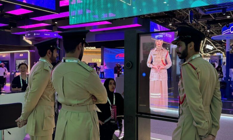 “درايف ثرو” و “ووك إن” مراكز شرطة ذكية مبتكرة من شرطة دبي - موقع الخليج الان