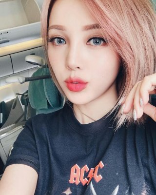 عايزة تعرفي سر جمال وبياض الكوريين تعالي اقولك عليها خلطة هتخليكي زي القشطة وكله هيسألك على جمالك