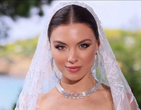 انهارت من البكاء.. ملكة جمال لبنان السابقة تتأثر في فيديو لها وتتعرّض للانتقادات بسبب هذا الأمر