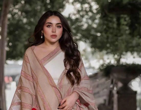 إطلالة هيا مرعشلي في باريس تثير إعجاب المتابعين (صور)