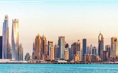 عاجل .. الإمارات تنهي فترة السماح للزوار والمقيمين بشكل نهائي وتطالبهم بالمغادرة في الحال