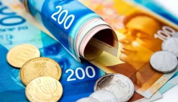 انخفاض الدولار مقابل الشيكل.. أسعار العملات الثلاثاء - موقع الخليج الان