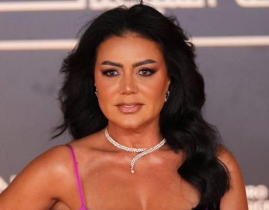 رانيا يوسف بفستان مستوحى من بدلات راقصات التانغو