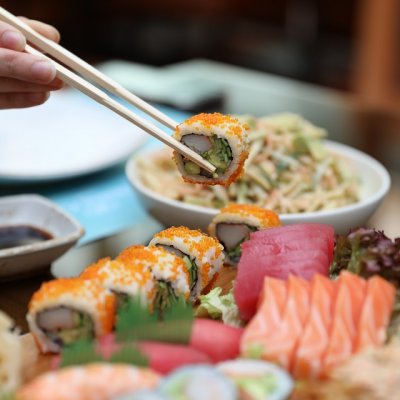 جولة في أفضل المطاعم اليابانية في جدة مع المنيو