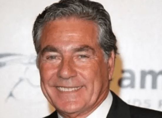 طبيب مصطفى فهمي يكشف تفاصيل ومفاجآت حول مرضه ووفاته