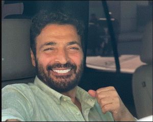 تطورات حالة حميد الشاعري الصحية بعد جراحة دقيقة في العين